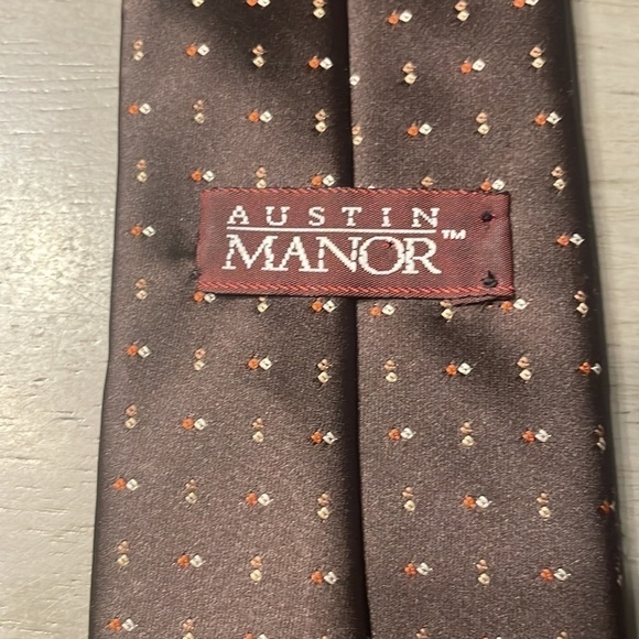 AUSTIN Manor tie - Picture 3 of 3